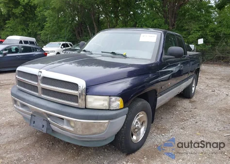 1998 Dodge Ram 1500 St из США, поврежденный, VIN 3B7HC13Z2WG206757